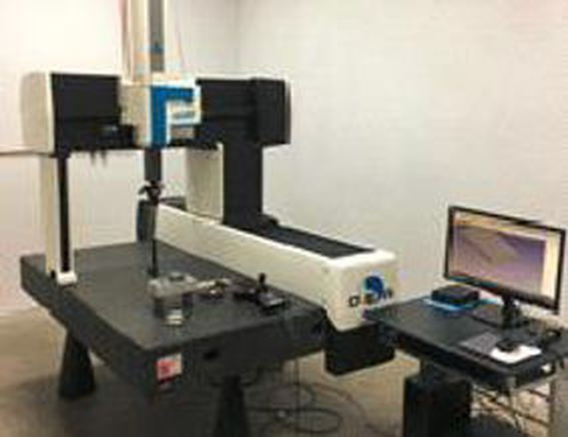 Coordinate Measuring Machine (CMM) for precision inspection at SMI-CA
